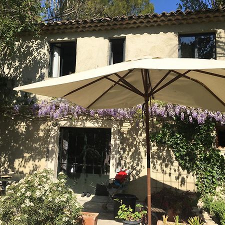 مبيت وإفطار LʼIsle-sur-la-Sorgue Campagne Baudeloup المظهر الخارجي الصورة