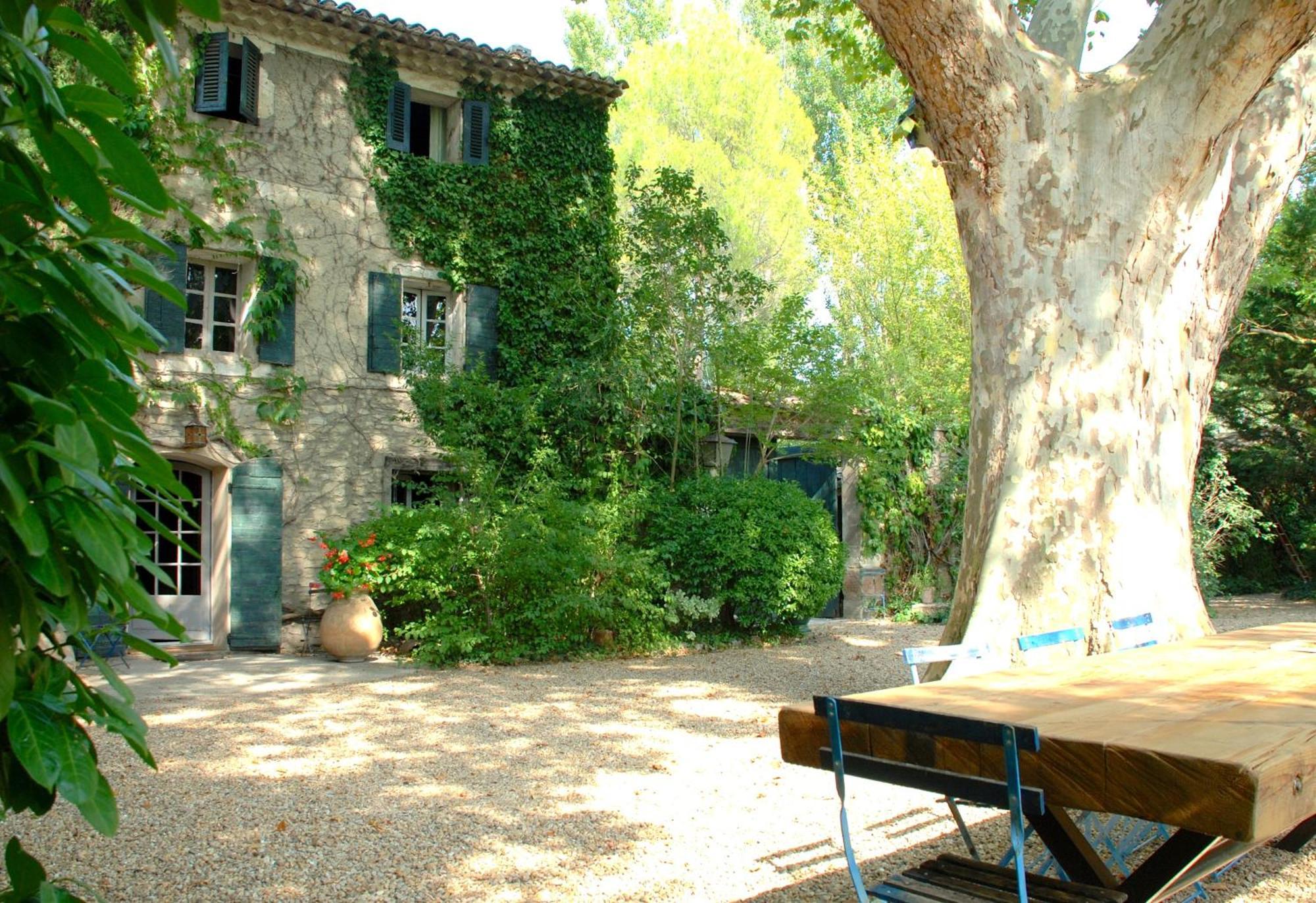 مبيت وإفطار LʼIsle-sur-la-Sorgue Campagne Baudeloup المظهر الخارجي الصورة